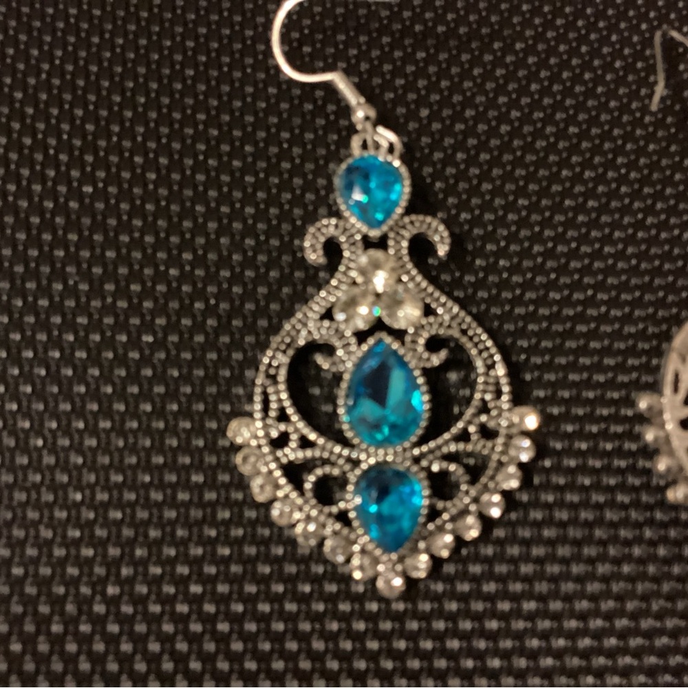 Vintage Silver and Blue Chandelier Earrings - Picture 3 of 4